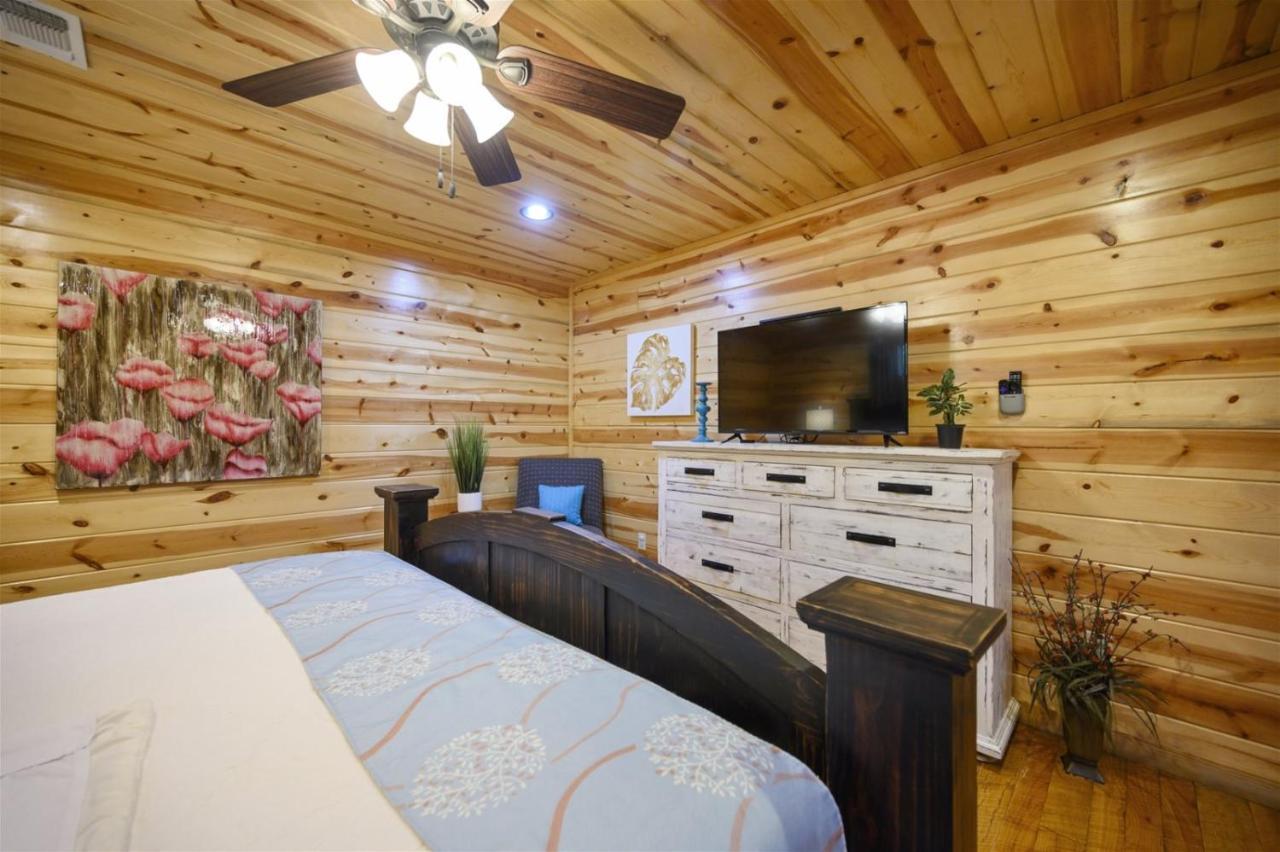 Shear Pleasure Villa Broken Bow Kültér fotó